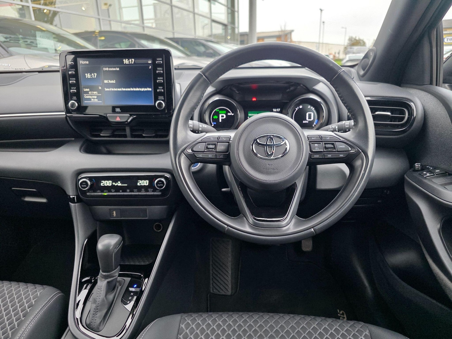 Used Toyota Yaris 2022 for sale - 76608499: Photo 8