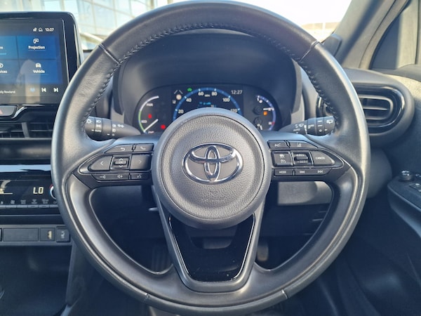 Used Toyota Yaris Cross 2022 for sale - 76326121: Photo 10