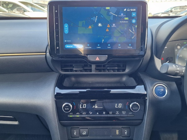 Used Toyota Yaris Cross 2022 for sale - 76326121: Photo 9