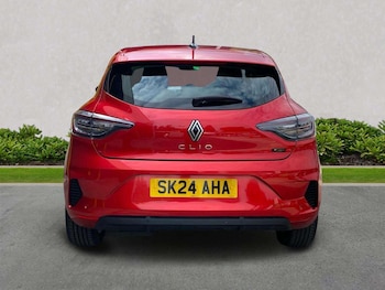 Used Renault Clio 2024 for sale - 78614849: Photo