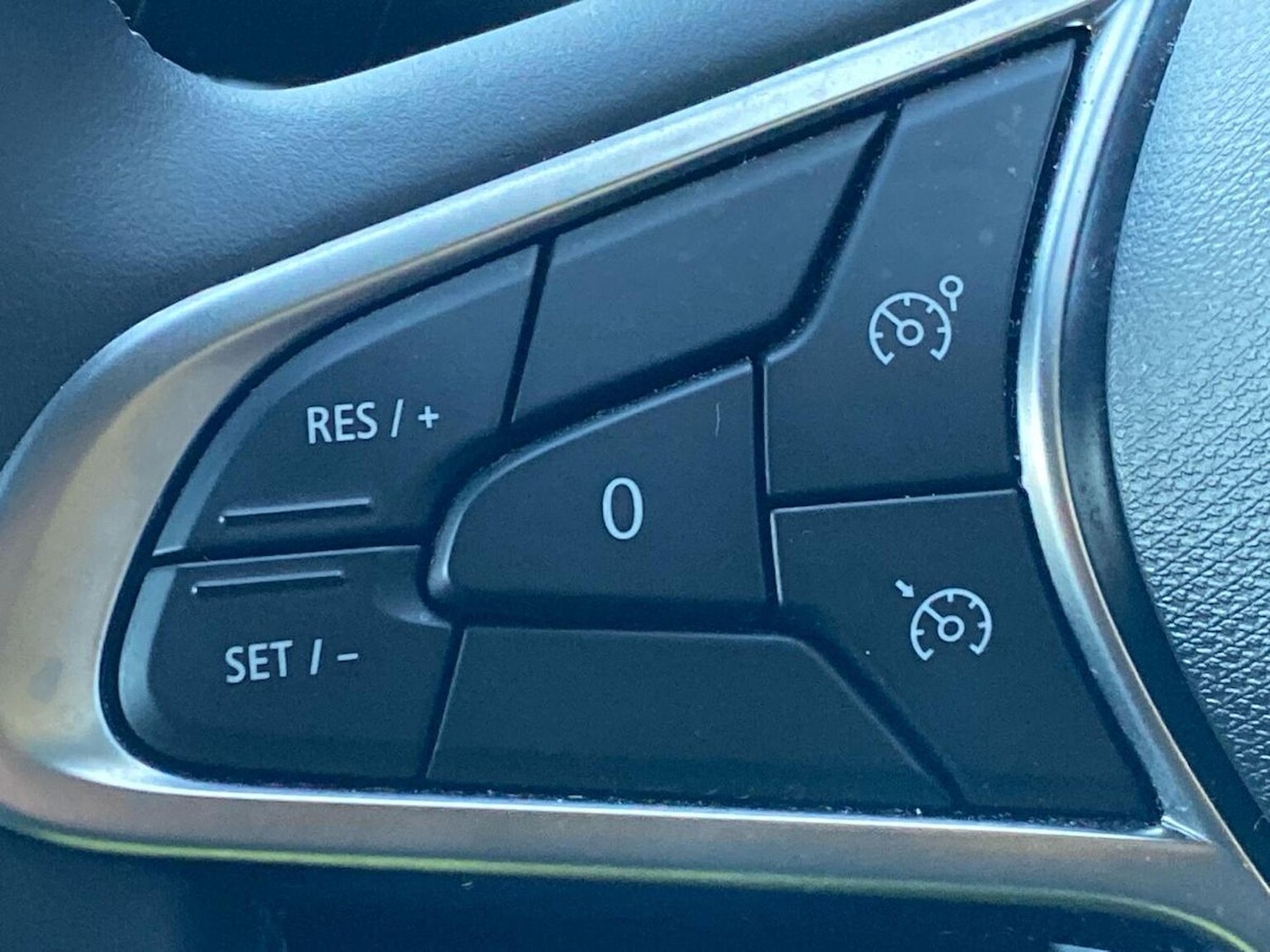 Used Renault Clio 2025 for sale - 76605578: Photo 26