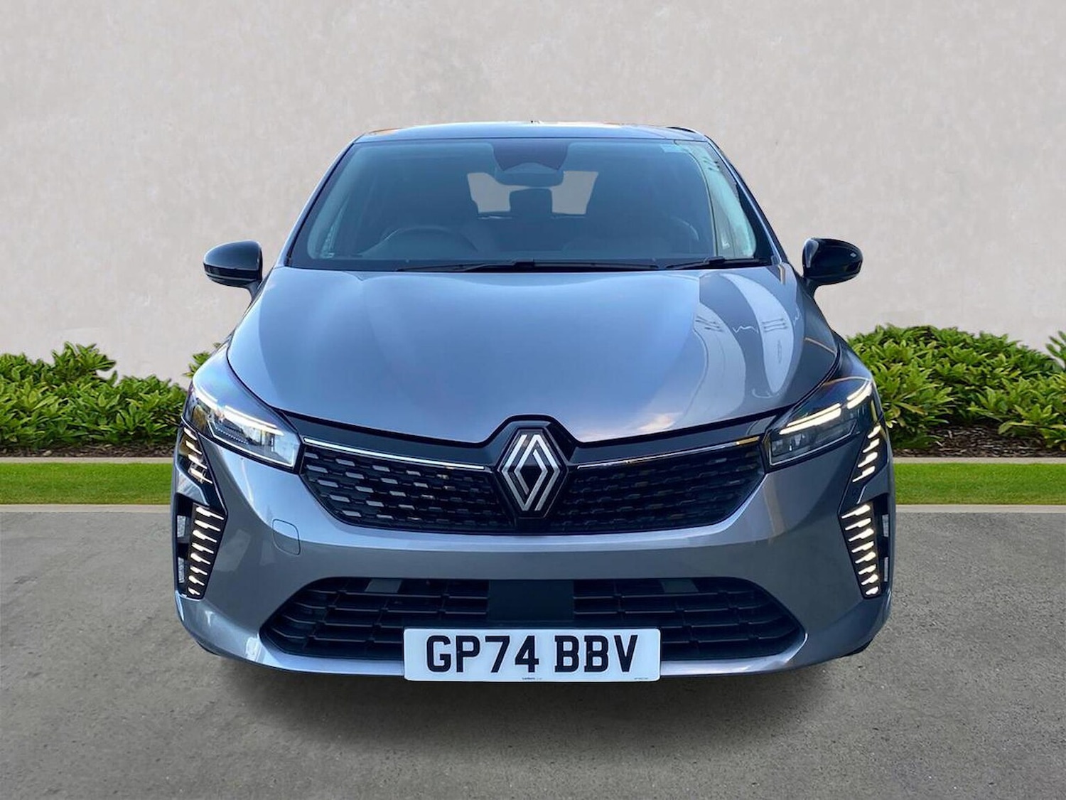 Used Renault Clio 2025 for sale - 76605578: Photo 5