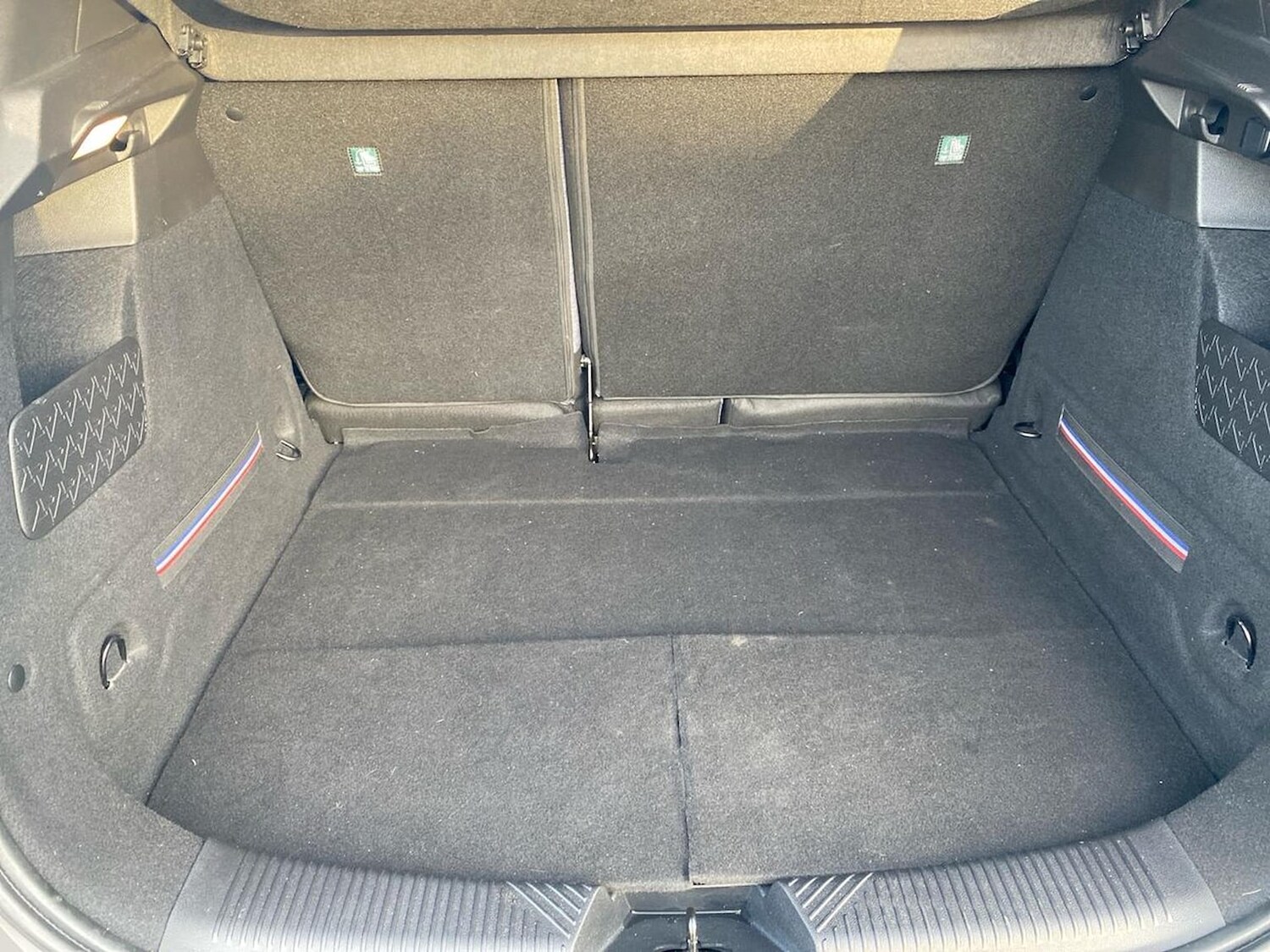 Used Renault 4 2025 for sale - 78151004: Photo 19