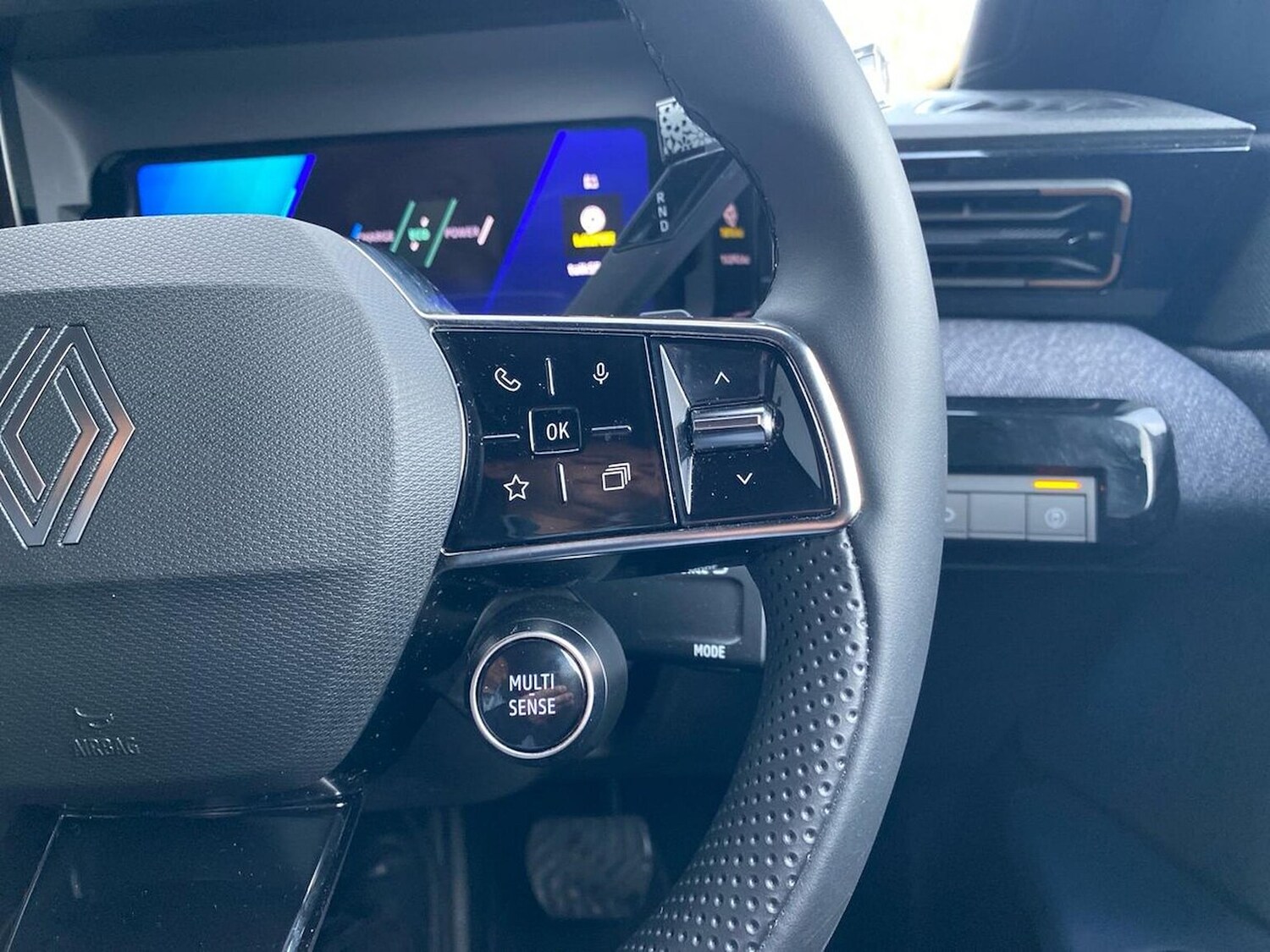 Used Renault 4 2025 for sale - 78151004: Photo 27