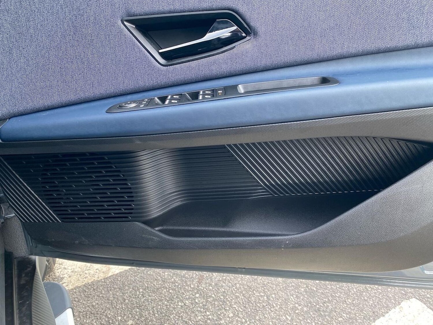 Used Renault 4 2025 for sale - 78151004: Photo 32