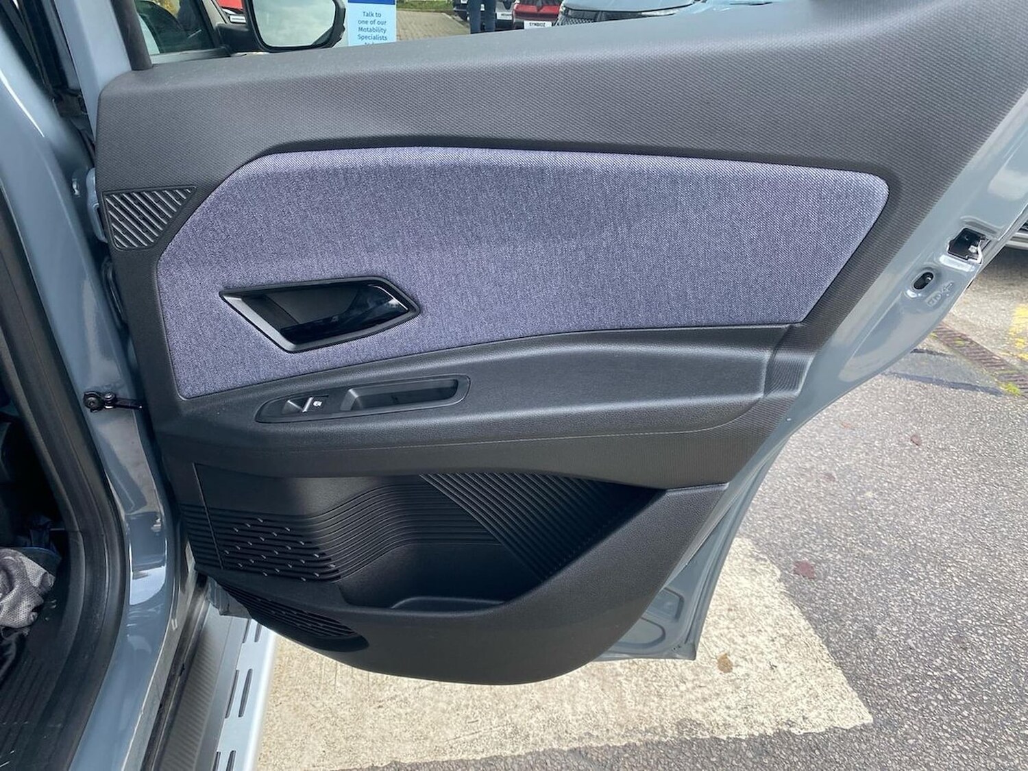 Used Renault 4 2025 for sale - 78151004: Photo 40