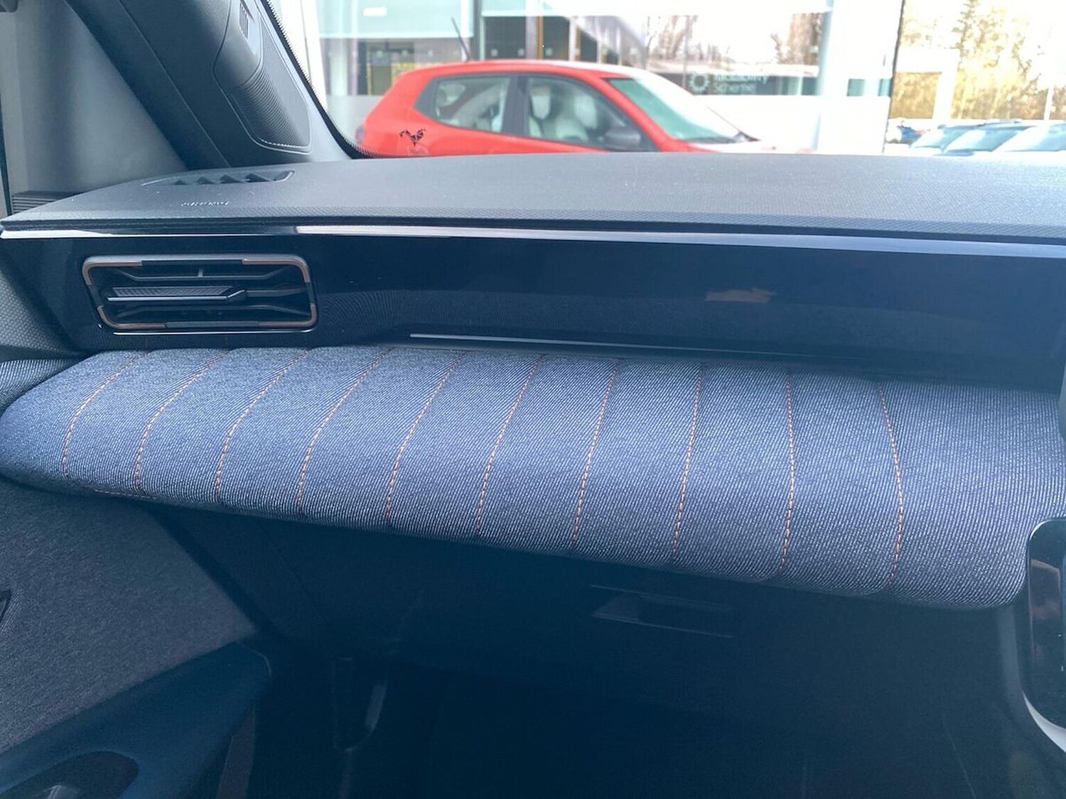 Used Renault 4 2025 for sale - 78151004: Photo 42