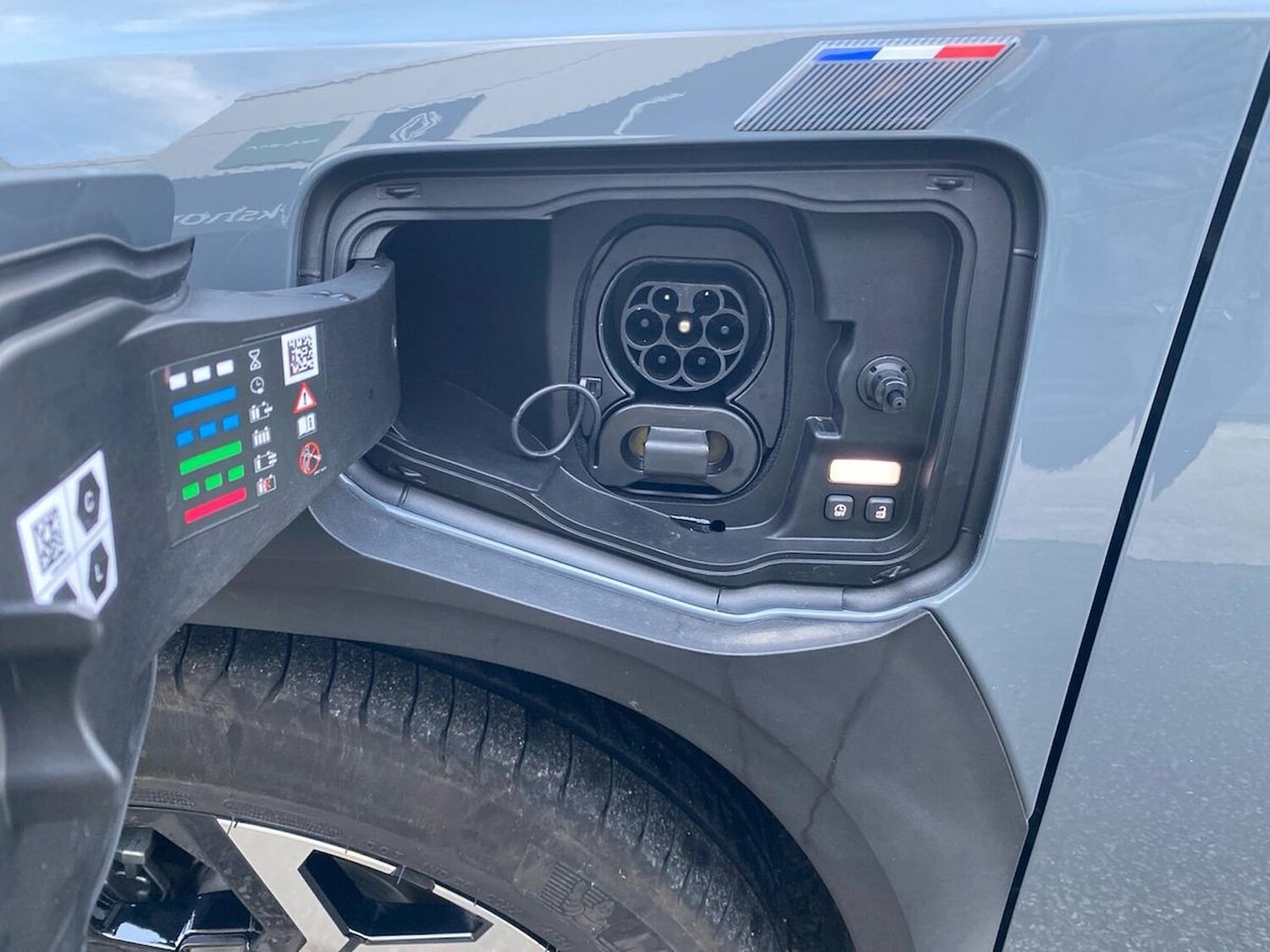 Used Renault 4 2025 for sale - 78151004: Photo 44