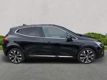 Used Renault Clio 2023 for sale - 75475921: Photo