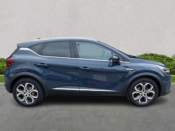 Used Renault Captur 2023 for sale - 75476097: Photo