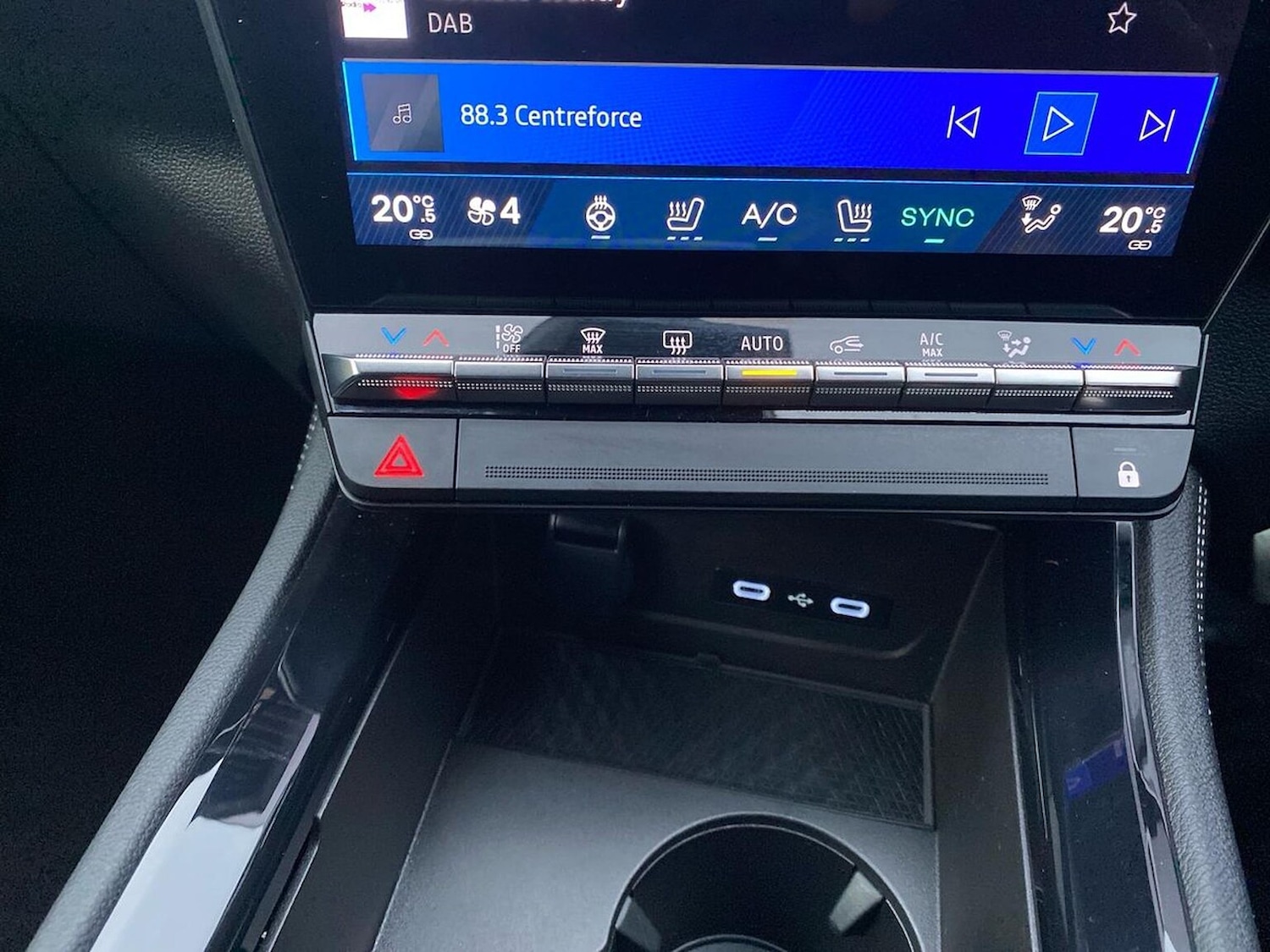 Used Renault Austral 2025 for sale - 76947020: Photo 12