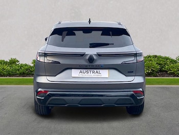 Used Renault Austral 2025 for sale - 76947020: Photo