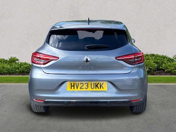 Used Renault Clio 2023 for sale - 79445086: Photo