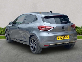 Used Renault Clio 2023 for sale - 78615149: Photo