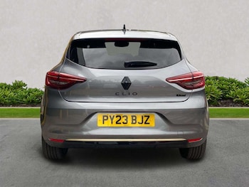 Used Renault Clio 2023 for sale - 78615149: Photo