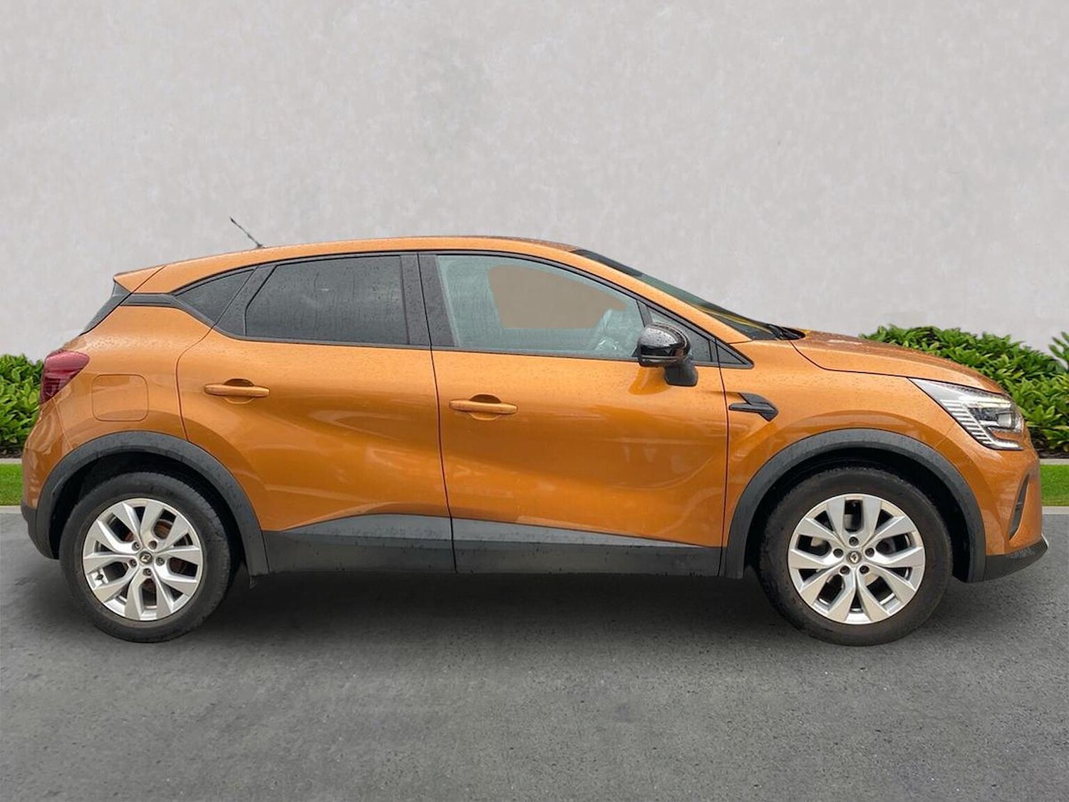 Used Renault Captur 2021 for sale - 76879719: Photo 3