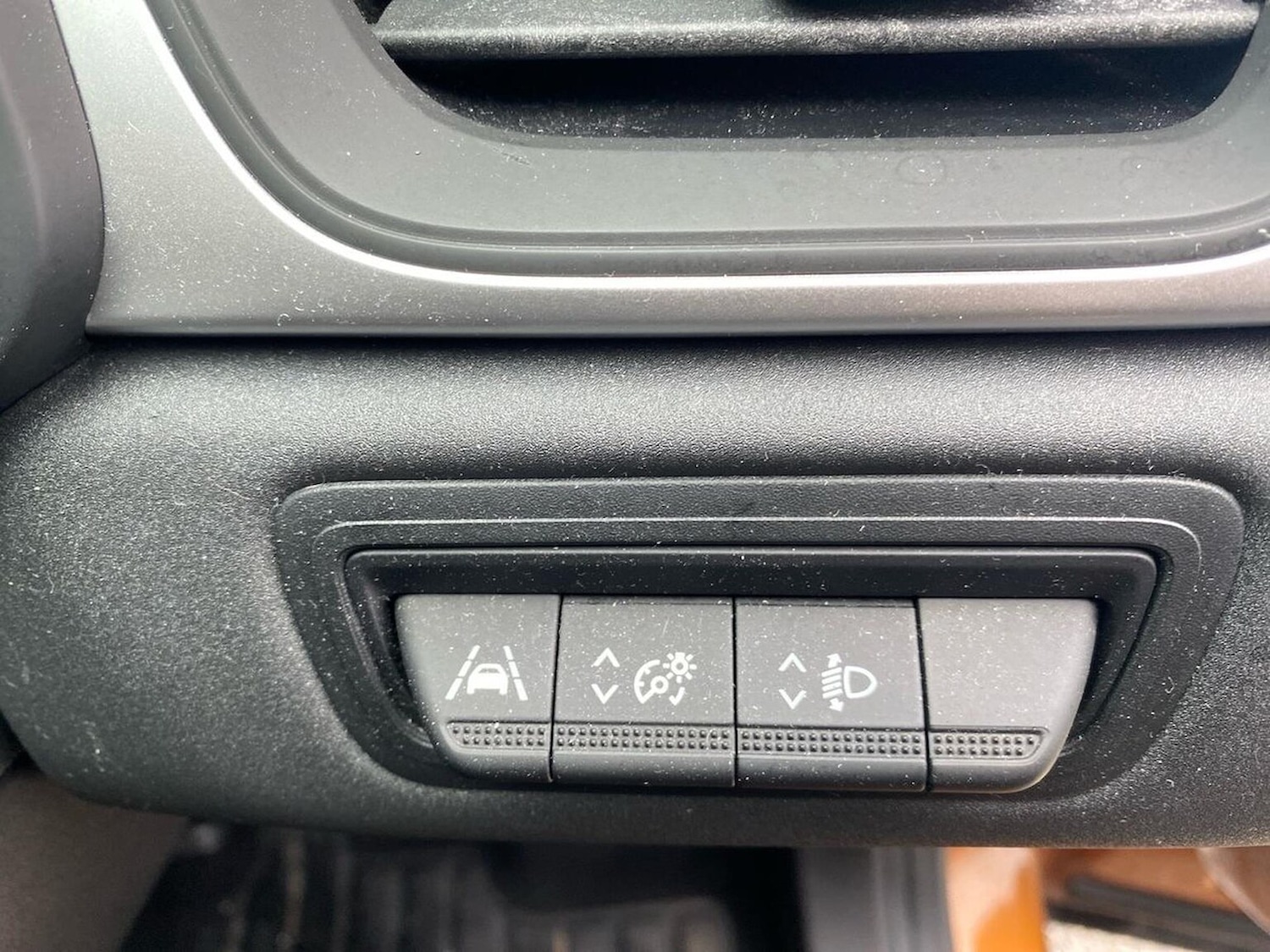 Used Renault Captur 2021 for sale - 76879719: Photo 41