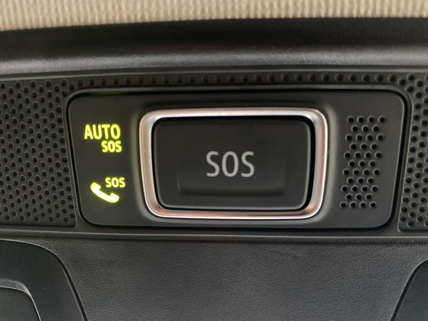 Used Renault Captur 2021 for sale - 76879719: Photo 43