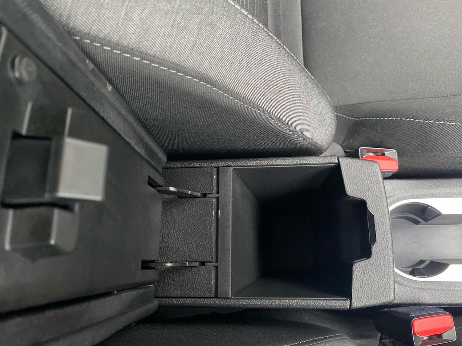 Used Renault Captur 2021 for sale - 76879719: Photo 45