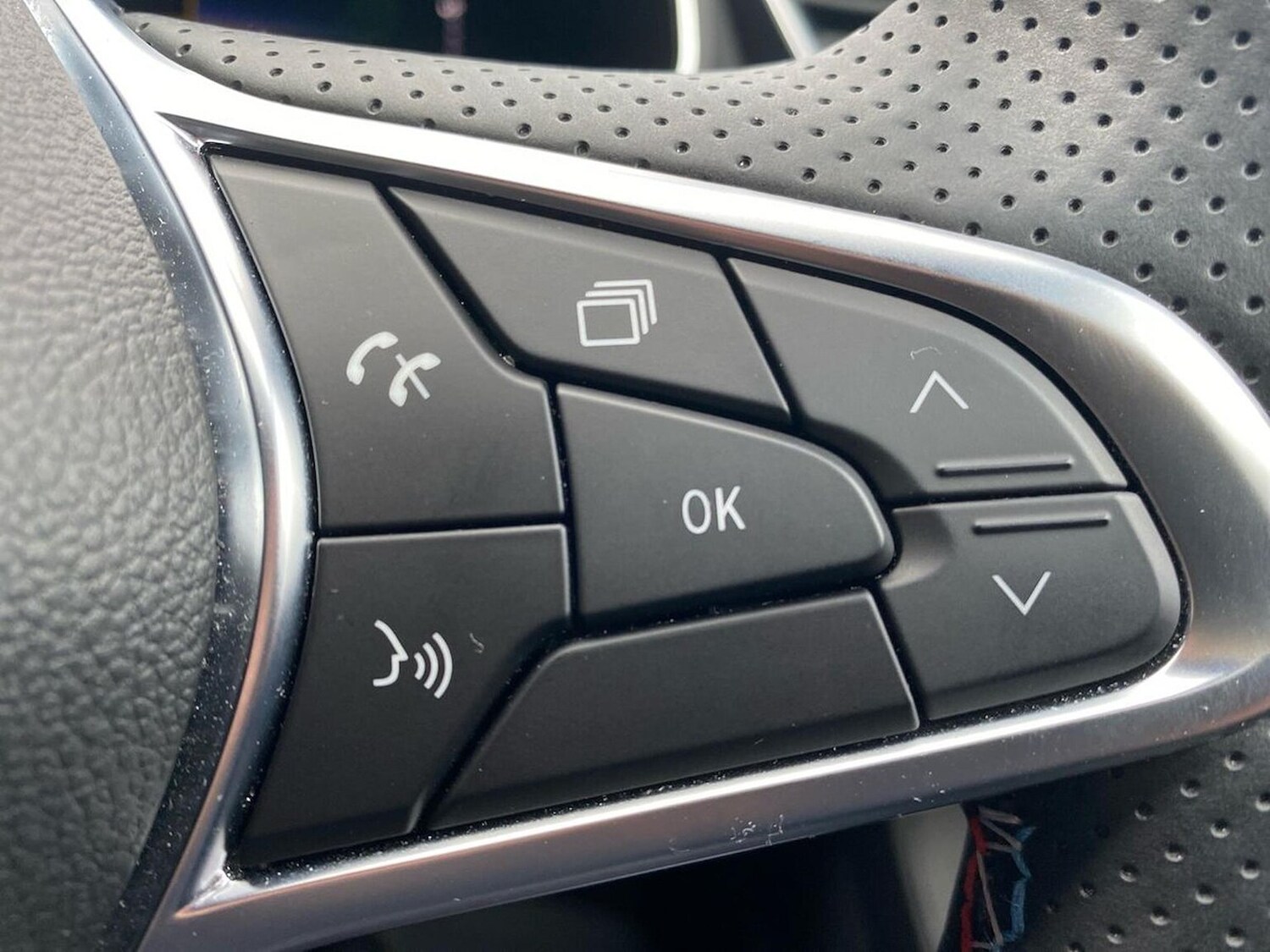 Used Renault Clio 2023 for sale - 77488321: Photo 26