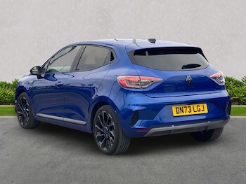 Used Renault Clio 2023 for sale - 77488321: Photo