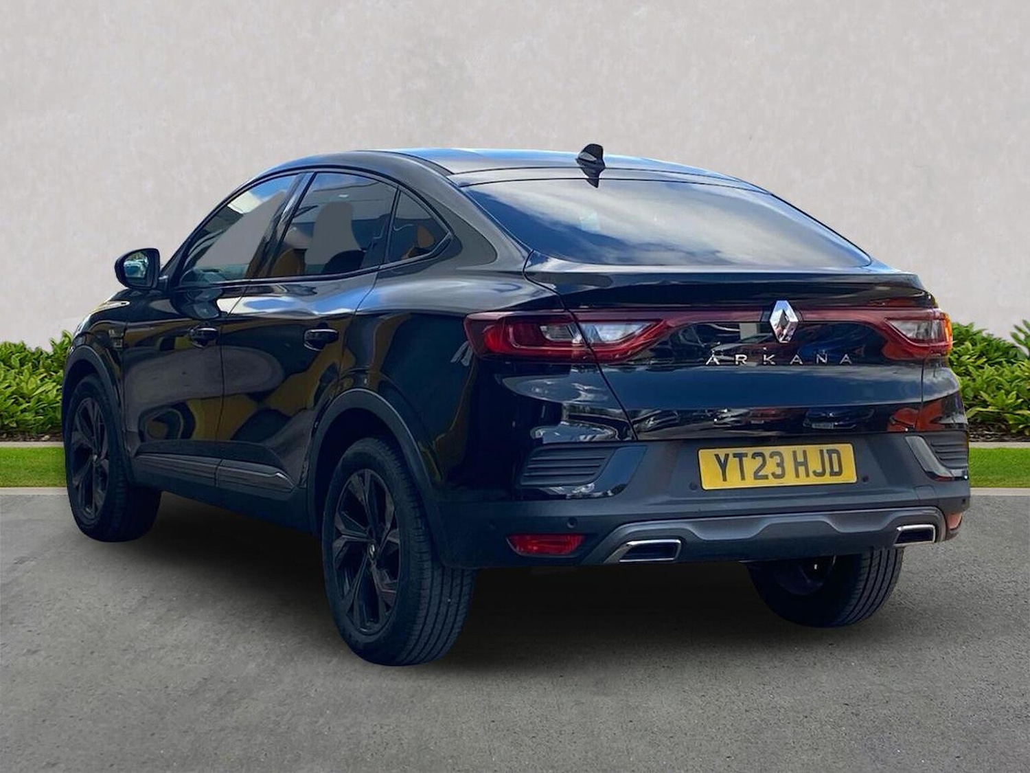 Used Renault Arkana 2023 for sale - 78211128: Photo 2