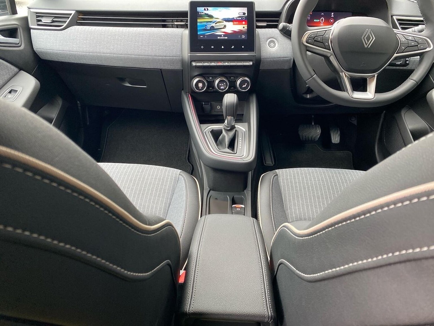 Used Renault Clio 2025 for sale - 78121873: Photo 15