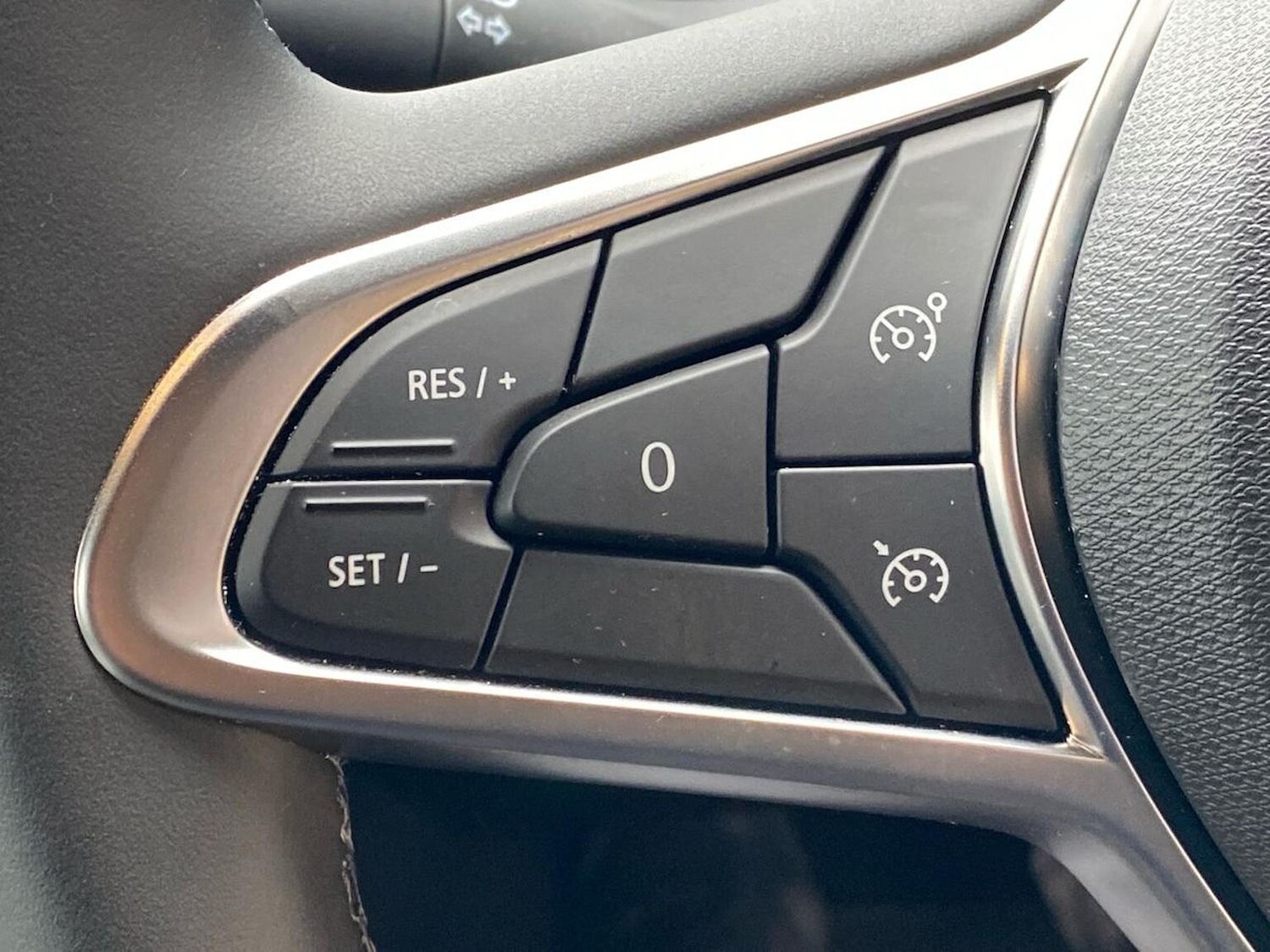 Used Renault Clio 2025 for sale - 78121873: Photo 28