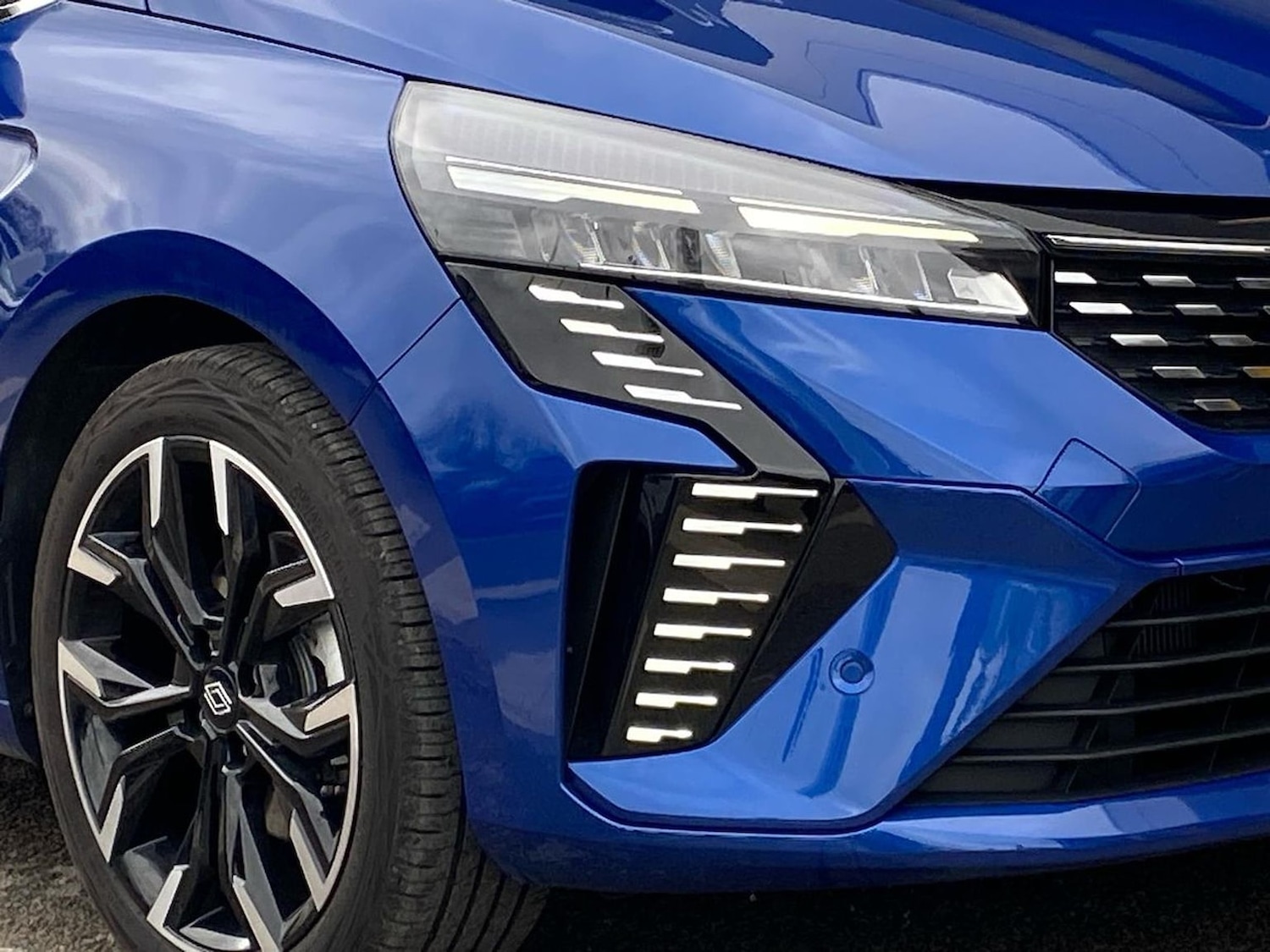 Used Renault Clio 2025 for sale - 78121873: Photo 36