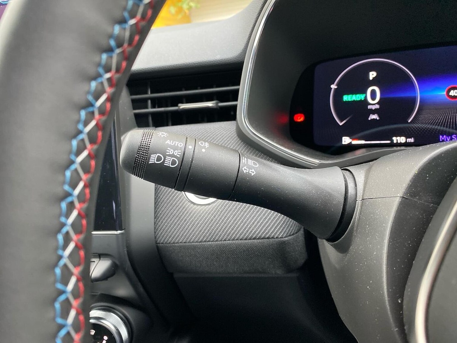 Used Renault Clio 2025 for sale - 76531427: Photo 29