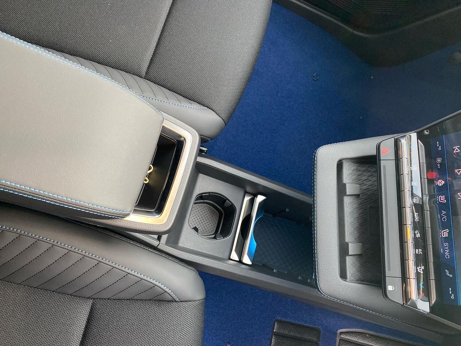 Used Renault Scenic E-Tech 2024 for sale - 77488397: Photo 14