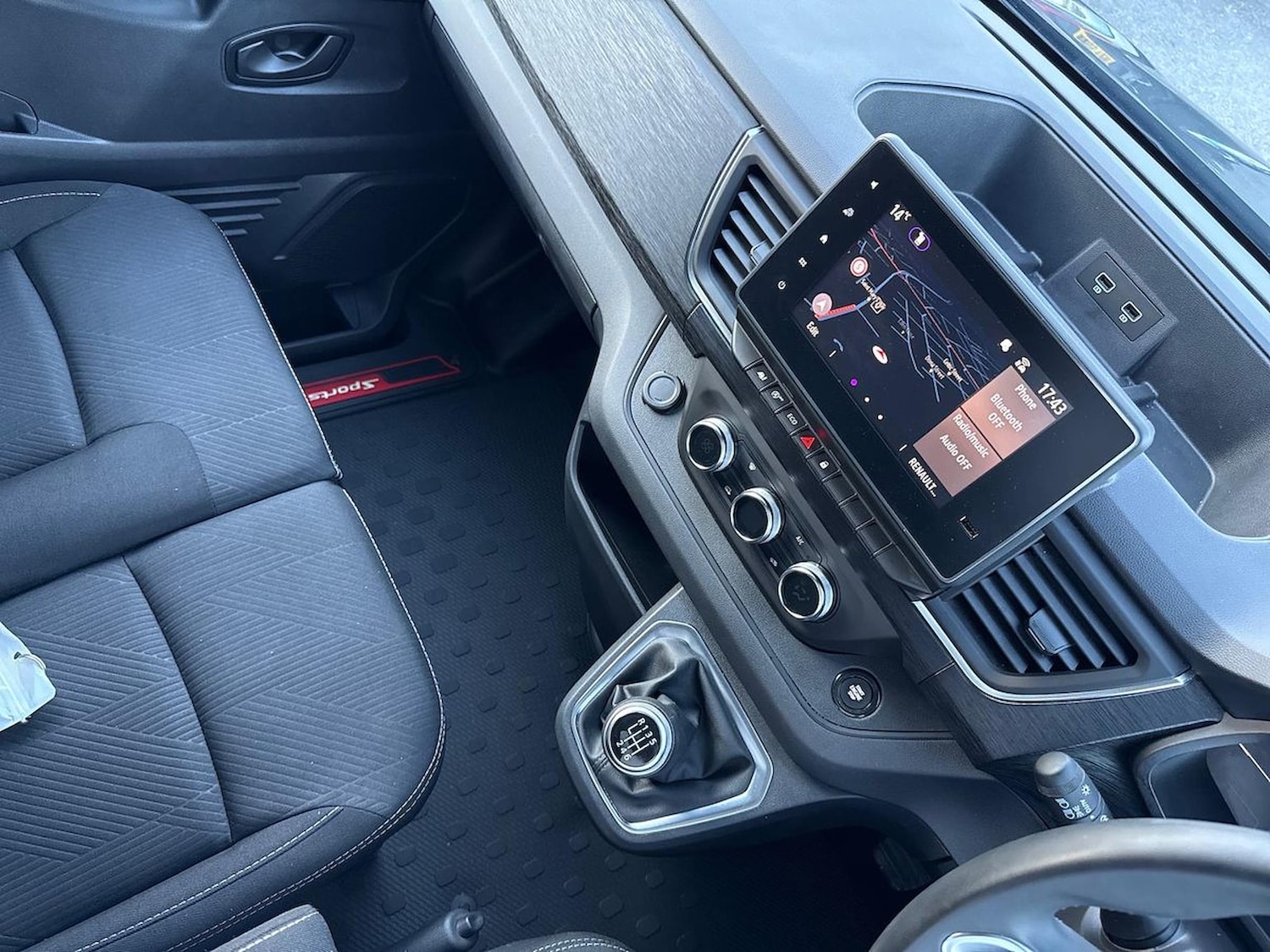 Used Renault Trafic 2025 for sale - 78195487: Photo 15