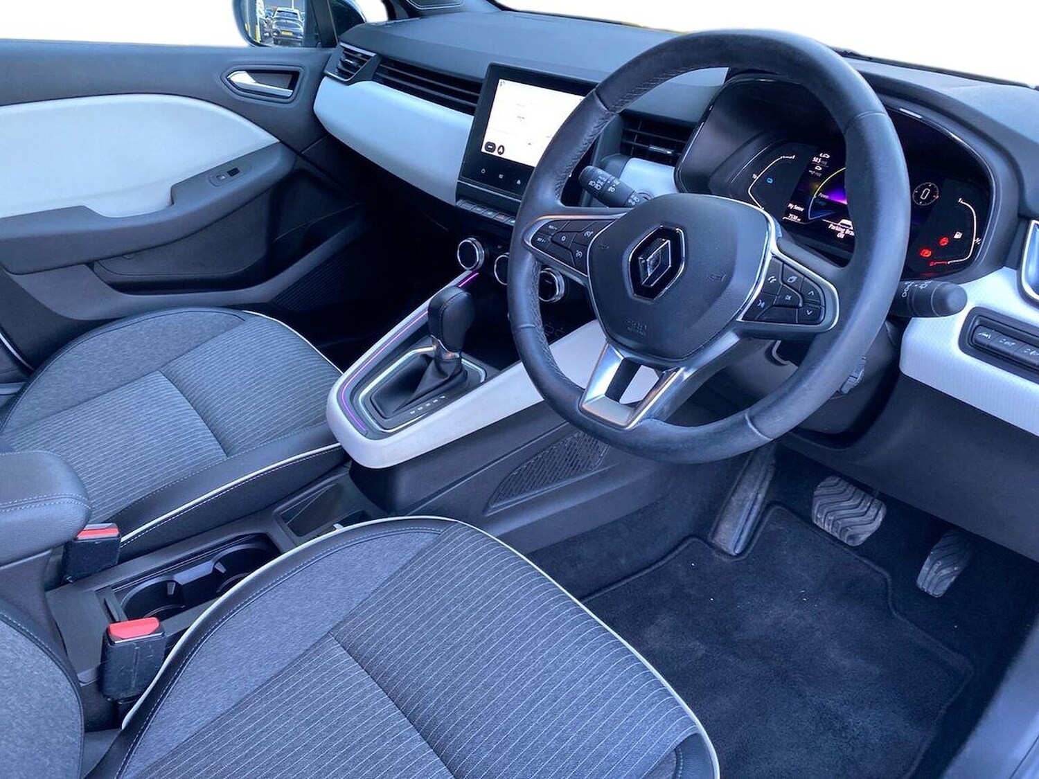 Used Renault Clio 2022 for sale - 76600095: Photo 15