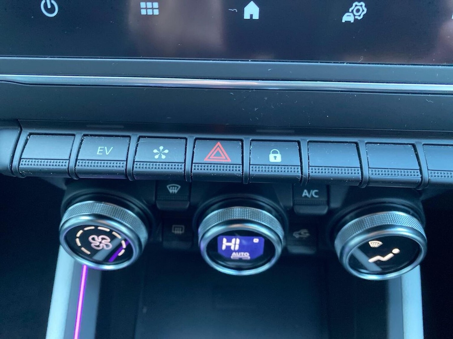 Used Renault Clio 2022 for sale - 76600095: Photo 22