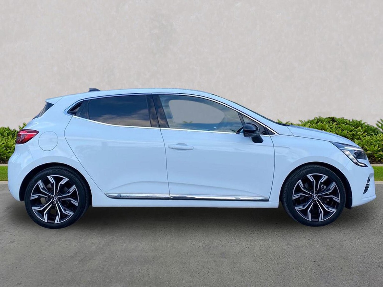 Used Renault Clio 2022 for sale - 76600095: Photo 3