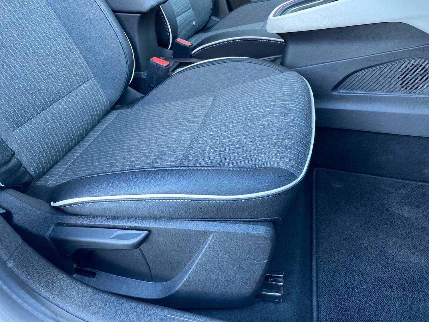 Used Renault Clio 2022 for sale - 76600095: Photo 30