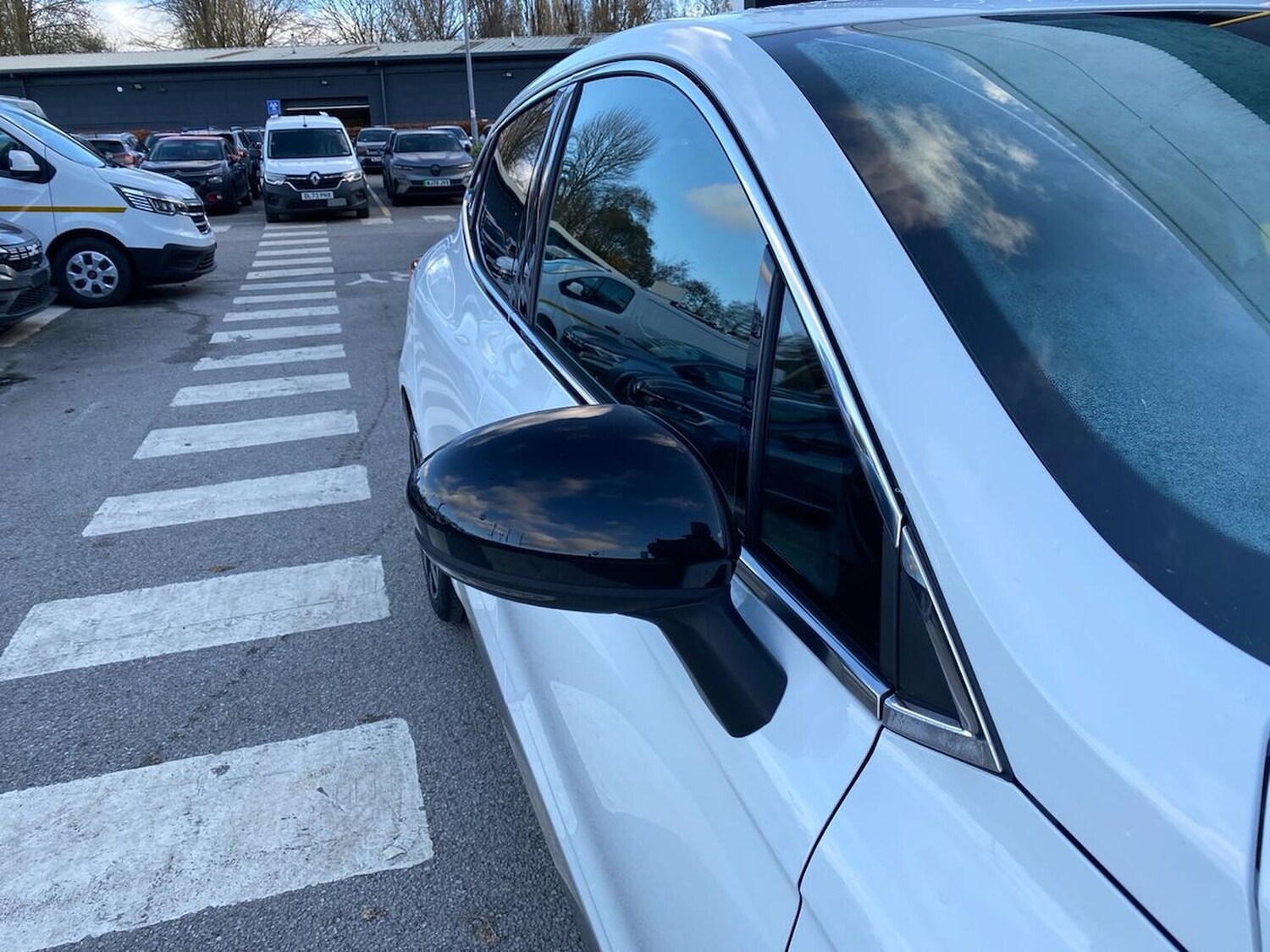 Used Renault Clio 2022 for sale - 76600095: Photo 37