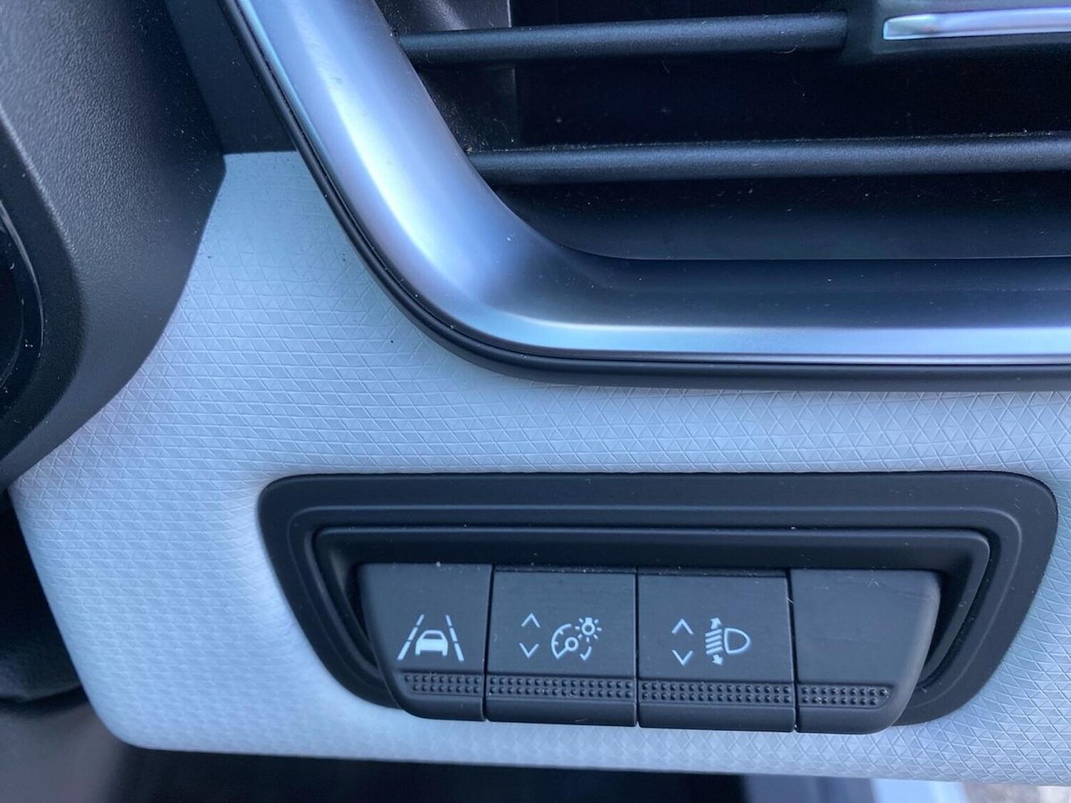 Used Renault Clio 2022 for sale - 76600095: Photo 42