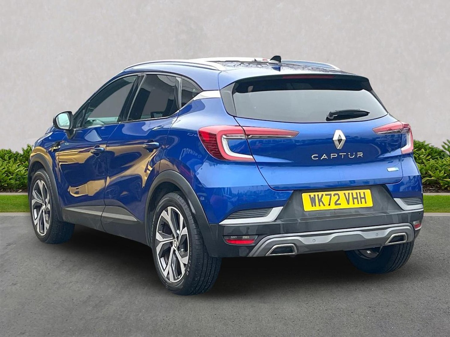 Used Renault Captur 2022 for sale - 76663787: Photo 2