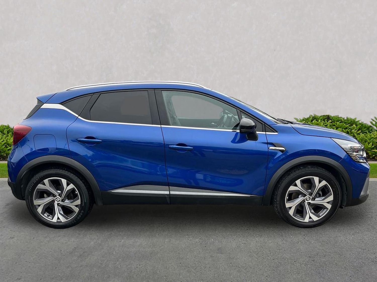 Used Renault Captur 2022 for sale - 76663787: Photo 3