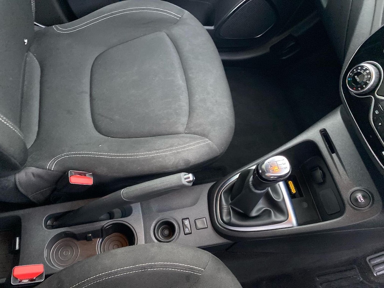 Used Renault Captur 2019 for sale - 76347030: Photo 13