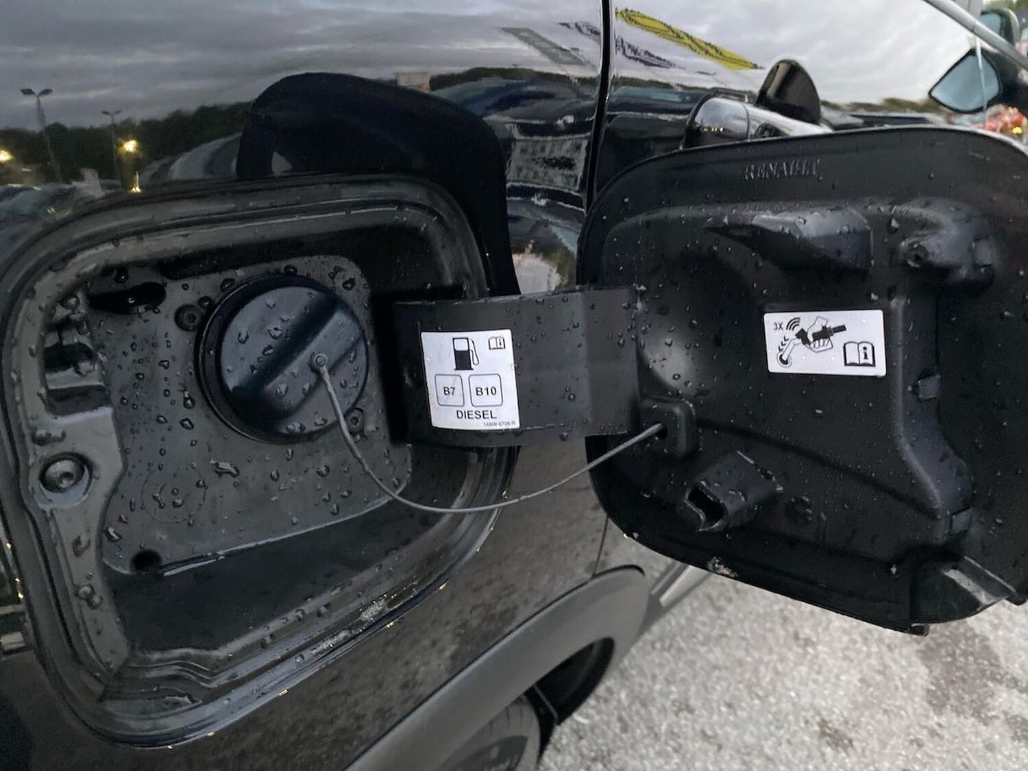 Used Renault Captur 2019 for sale - 76347030: Photo 40