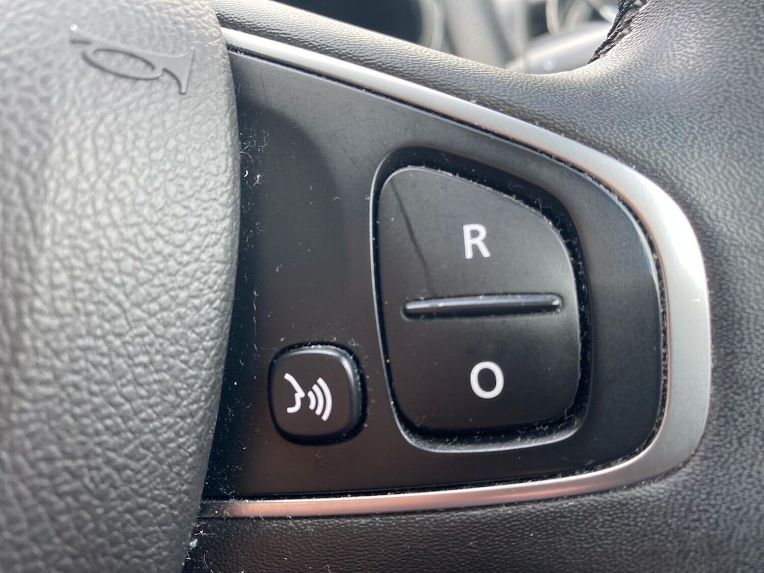 Used Renault Clio 2019 for sale - 78211130: Photo 28