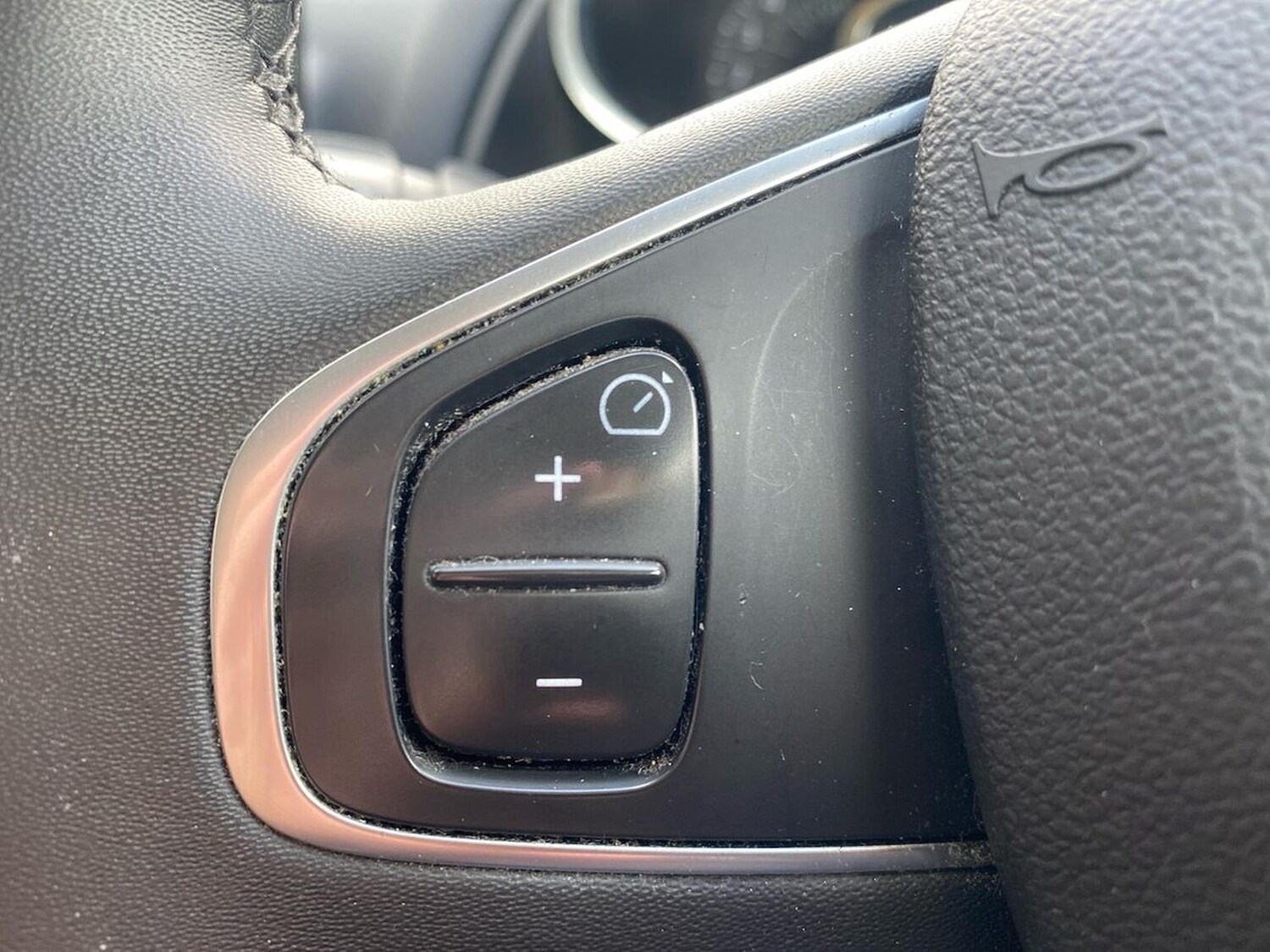 Used Renault Clio 2019 for sale - 78211130: Photo 29