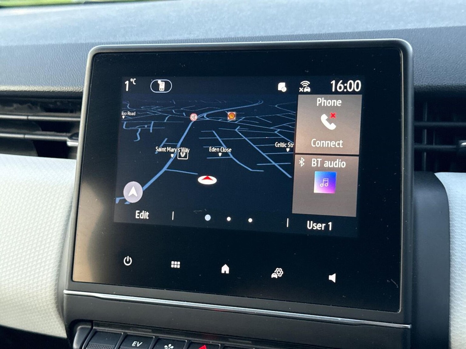 Used Renault Clio 2022 for sale - 76627969: Photo 11