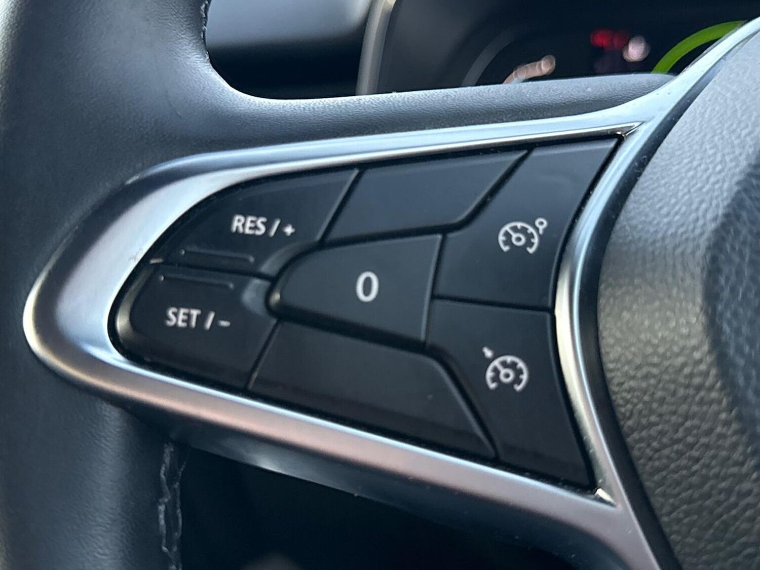 Used Renault Clio 2022 for sale - 76627969: Photo 27