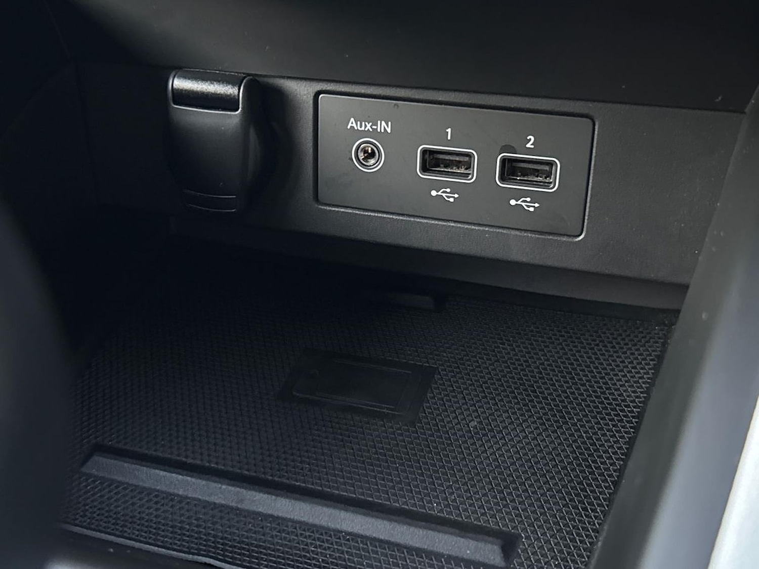 Used Renault Clio 2022 for sale - 76627969: Photo 31