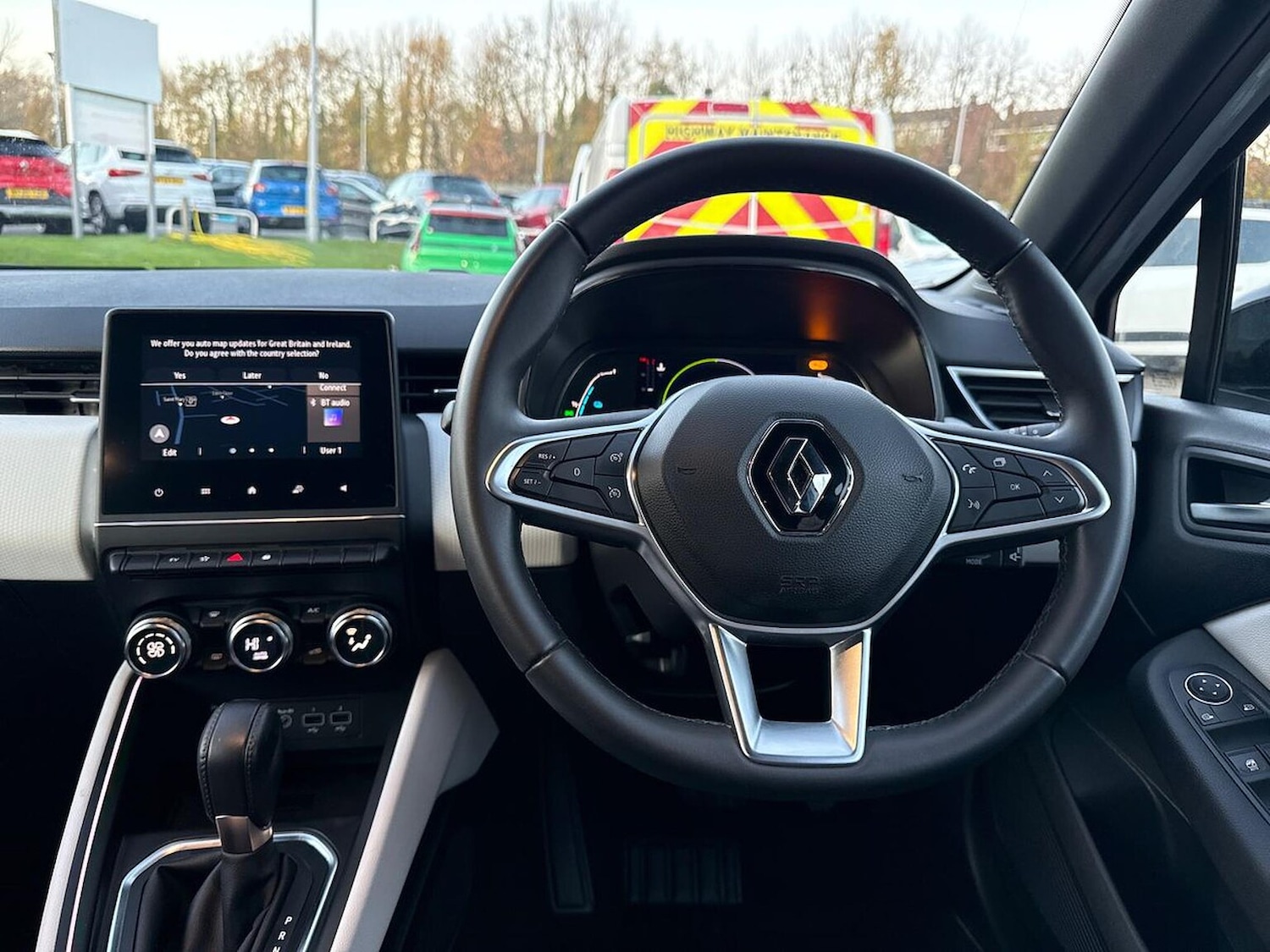 Used Renault Clio 2022 for sale - 76627969: Photo 9