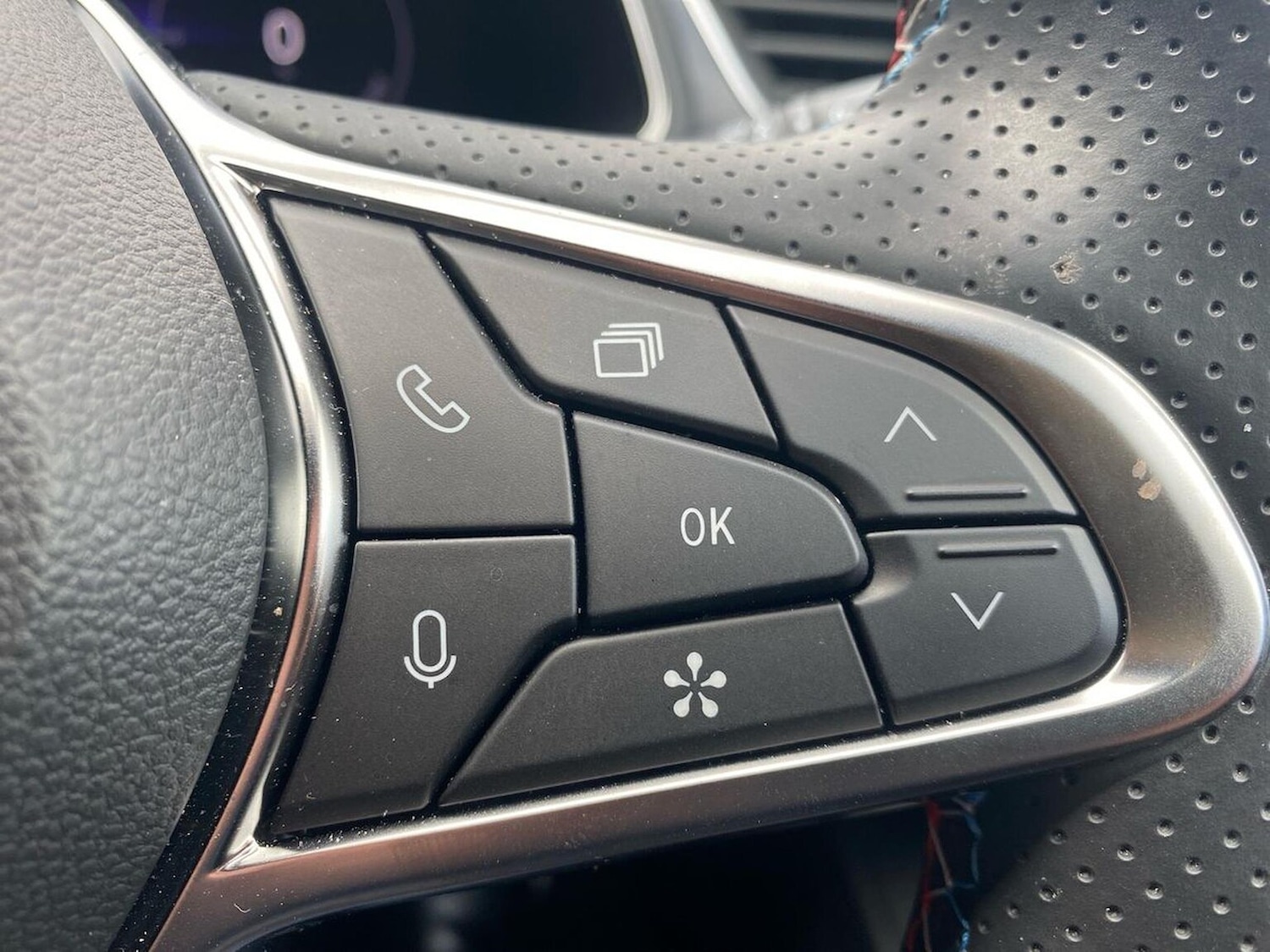 Used Renault Captur 2025 for sale - 78211129: Photo 28