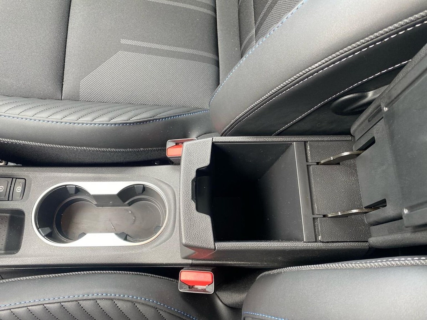 Used Renault Captur 2025 for sale - 78211129: Photo 46